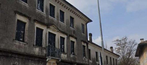 Villa de 38 habitaciónes en Meduna di Livenza, Italy No. 206432 21