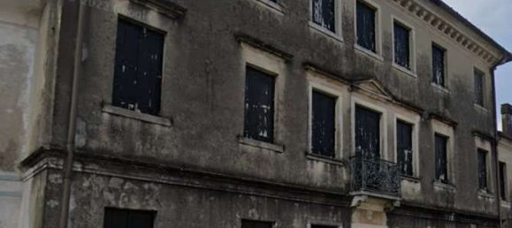 Villa de 38 habitaciónes en Meduna di Livenza, Italy No. 206432 79