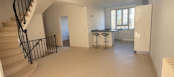 4 bedrooms House in Verrieres-le-Buisson, France No. 123581 2