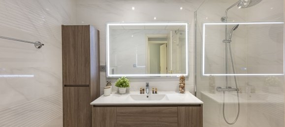 Ático de 3 dormitorios en Marbella, Spain No. 93107 33