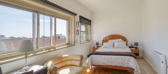 3 bedrooms House in Porto, Portugal No. 136258 2