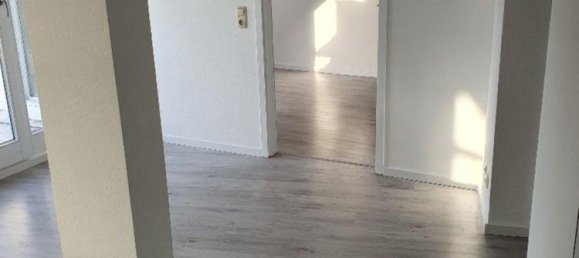 Apartamento de 2 dormitorios en Wiesbaden, Germany No. 358989 16