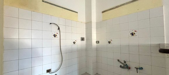 2 rooms Apartment in Rome, Italy No. 197485 27