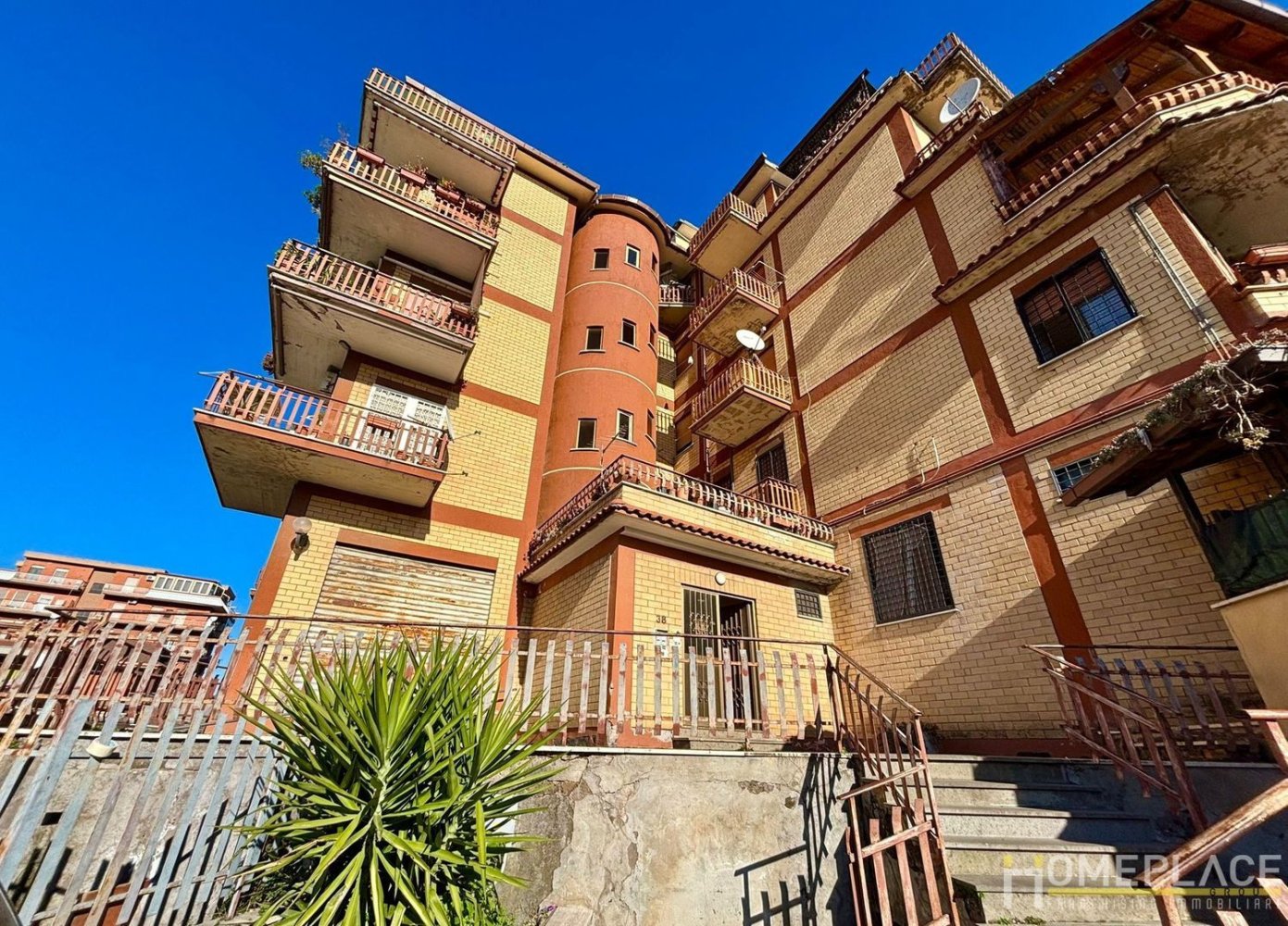 2 rooms Apartment in Rome, Italy No. 197485