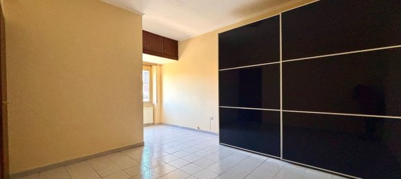 2 rooms Apartment in Rome, Italy No. 197485 11