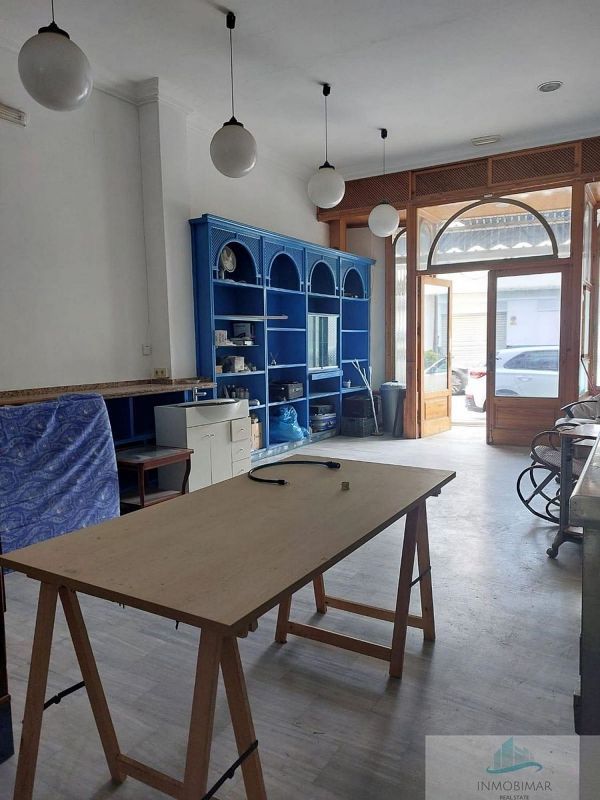  Commercial property in Salobrena, Spain No. 219839
