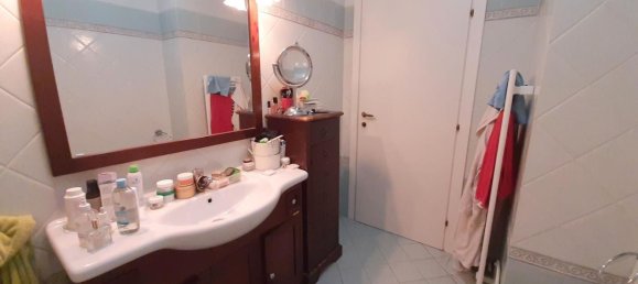 Apartamento de 4 habitaciónes en Taranto, Italy No. 42399 27