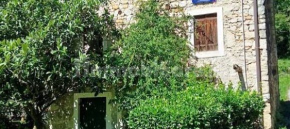 2 bedrooms House in Vittorio Veneto, Italy No. 375961 3