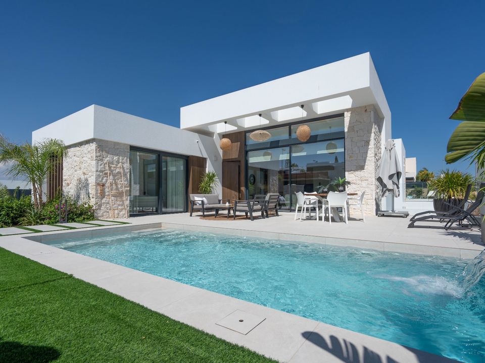 4 bedrooms Villa in Ciudad Quesada, Spain No. 222258