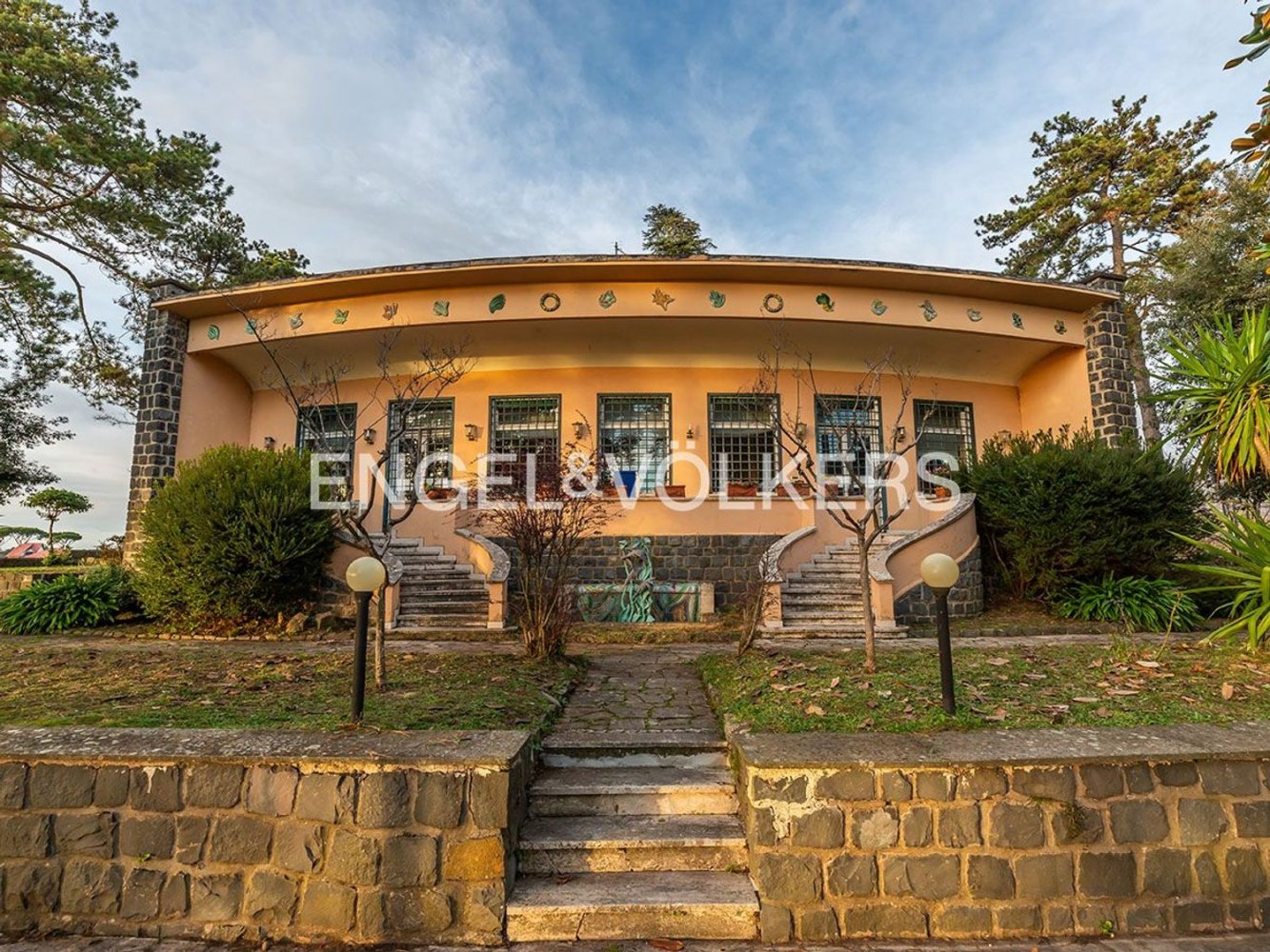 10 rooms Villa in Velletri, Italy No. 64731