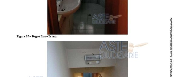 9 rooms Apartment in Rionero in Vulture, Italy No. 280391 15