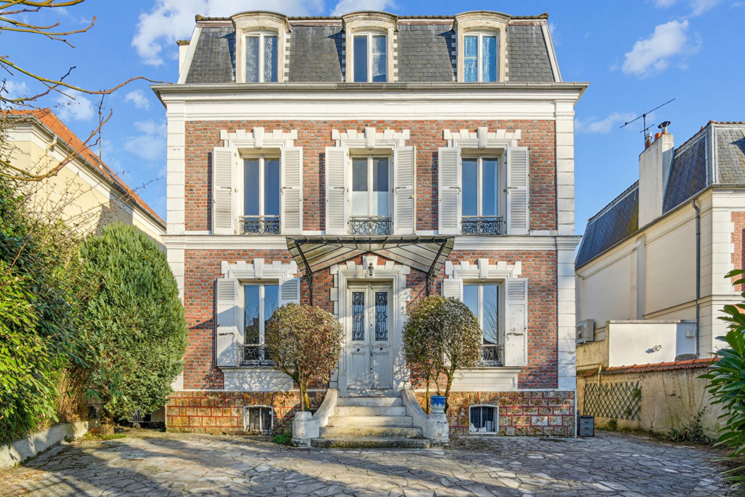 Дом с 6 спальнями в Вильмомбль, Франция № 118694