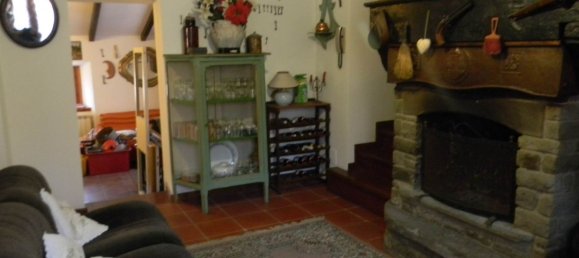 10 rooms House in Fiumalbo, Italy No. 220922 32