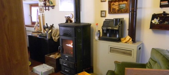 10 rooms House in Fiumalbo, Italy No. 220922 31