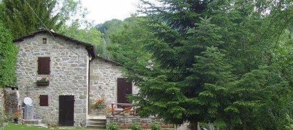 10 rooms House in Fiumalbo, Italy No. 220922 3