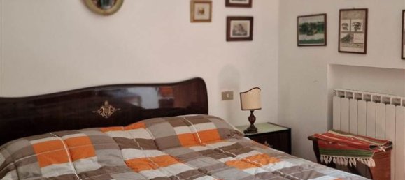 10 rooms House in Fiumalbo, Italy No. 220922 37