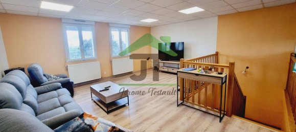 4 bedrooms House in Chateaudun, France No. 39953 10