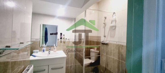 4 bedrooms House in Chateaudun, France No. 39953 7