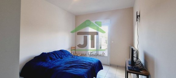 4 bedrooms House in Chateaudun, France No. 39953 5