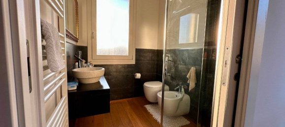 3 bedrooms Villa in Ferrara, Italy No. 282701 24