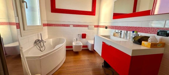 3 bedrooms Villa in Ferrara, Italy No. 282701 30