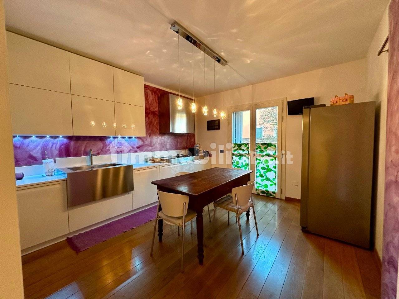 3 bedrooms Villa in Ferrara, Italy No. 282701