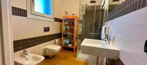 3 bedrooms Villa in Ferrara, Italy No. 282701 16