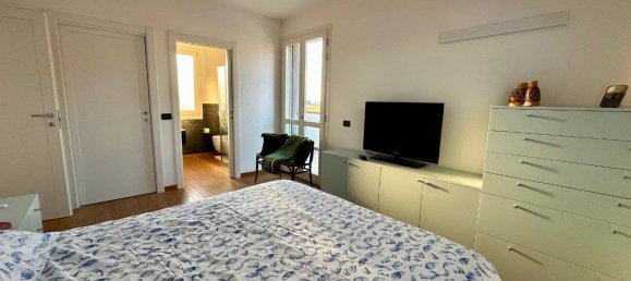 3 bedrooms Villa in Ferrara, Italy No. 282701 21