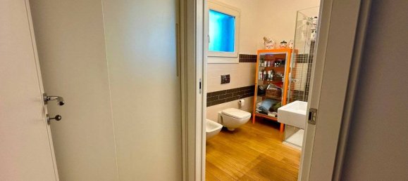 3 bedrooms Villa in Ferrara, Italy No. 282701 13