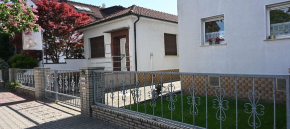 4 غرف نوم بناية في Offenbach, Germany رقم 139834 2