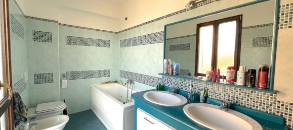 2 Schlafzimmer Haus in Verbania, Italy, Nr. 120502 15