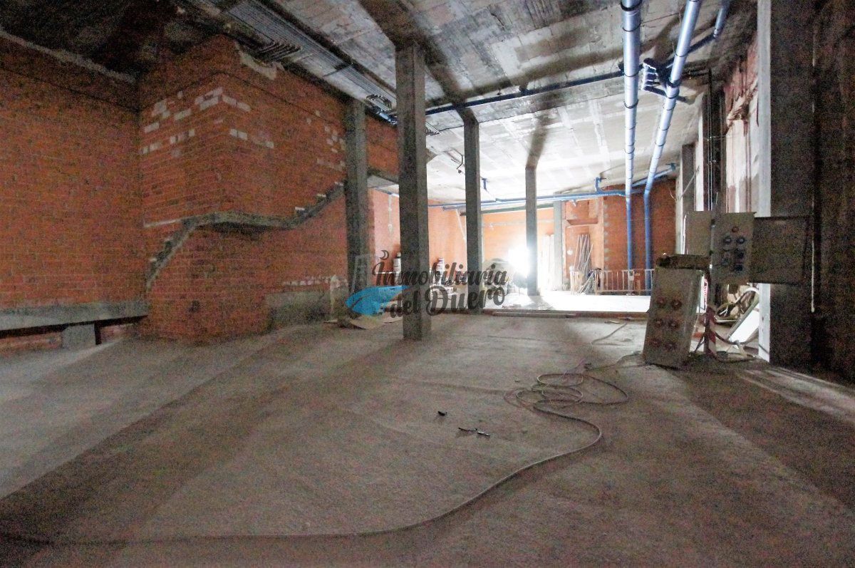 750m² Commercial property in Zamora, Spain No. 103297