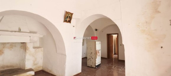 5 rooms House in Martina Franca, Italy No. 71207 4