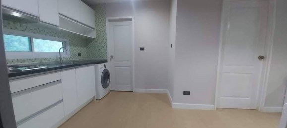 Кондоминиум  с 1 спальней в Пхракханонг, Таиланд № 58148 22