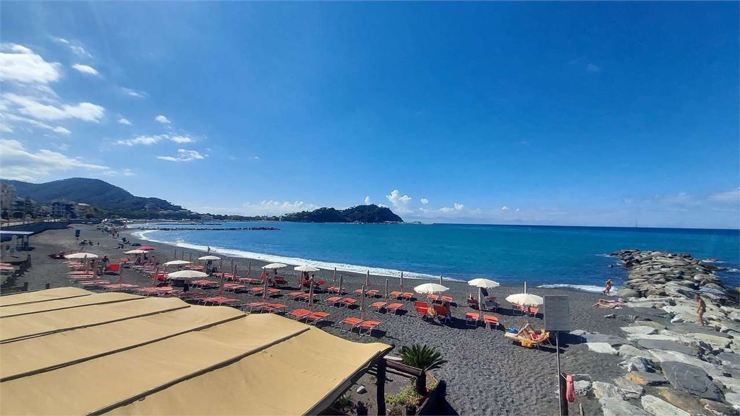 7 bedrooms Apartment in Sestri Levante, Italy No. 342225
