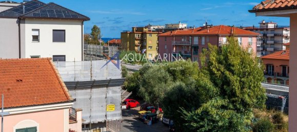 6 Schlafzimmer Wohnung in San Bartolomeo al Mare, Italy, Nr. 372773 46