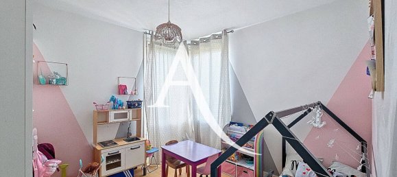 3 bedrooms Apartment in Massy, France No. 178246 4