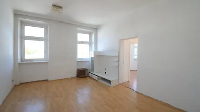 3-salle Appartement à Simmering, Austria No. 131011