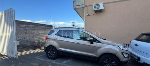 3-salle Appartement à Catania, Italy No. 276354 23