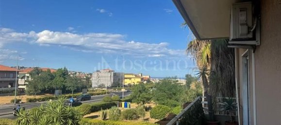 3-salle Appartement à Catania, Italy No. 276354 12