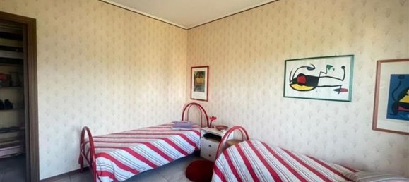 3-salle Appartement à Catania, Italy No. 276354 7