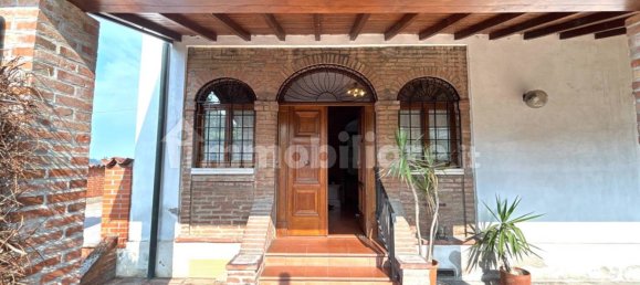 5 غرف نوم فيلا في Marcaria, Italy رقم 354494 5