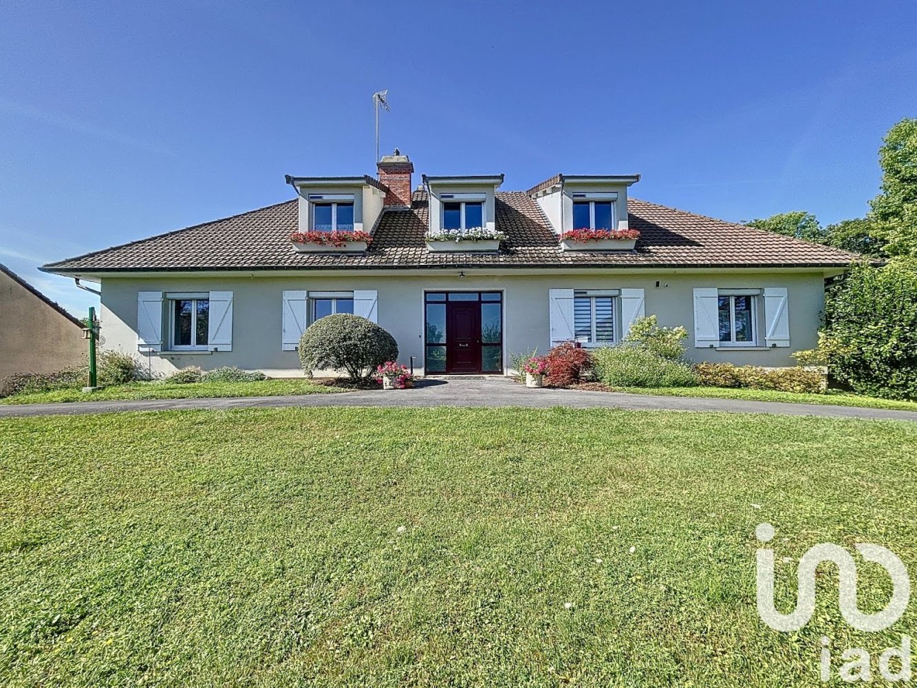 5 bedrooms House in Val-de-Vesle, France No. 248923