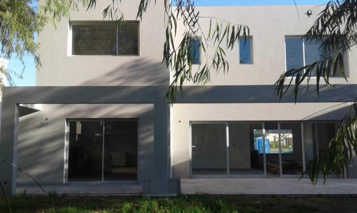 3 غرف نوم منزل في Tigre, Argentina رقم 72443