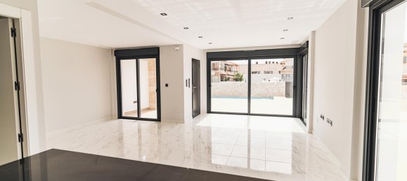 4 غرف نوم فيلا في Pilar de la Horadada, Spain رقم 16747 7