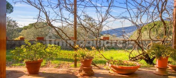 5 bedrooms Villa in Florence, Italy No. 104600 13