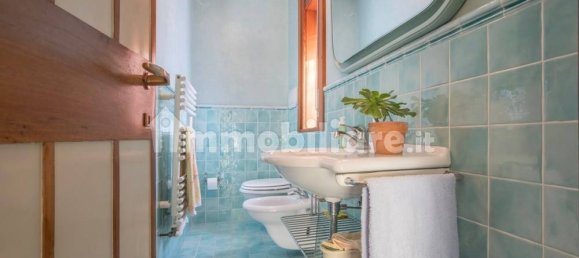 5 bedrooms Villa in Florence, Italy No. 104600 27