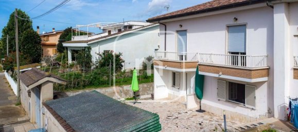 3 bedrooms Apartment in Nettuno, Italy No. 342200 3