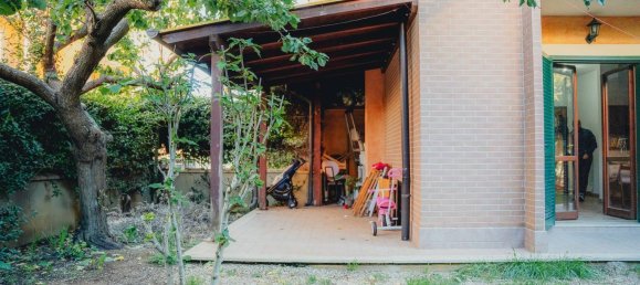 2 rooms Apartment in Mentana, Italy No. 27801 3