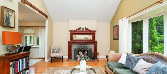 6 bedrooms House in Mississauga, Canada No. 313 10